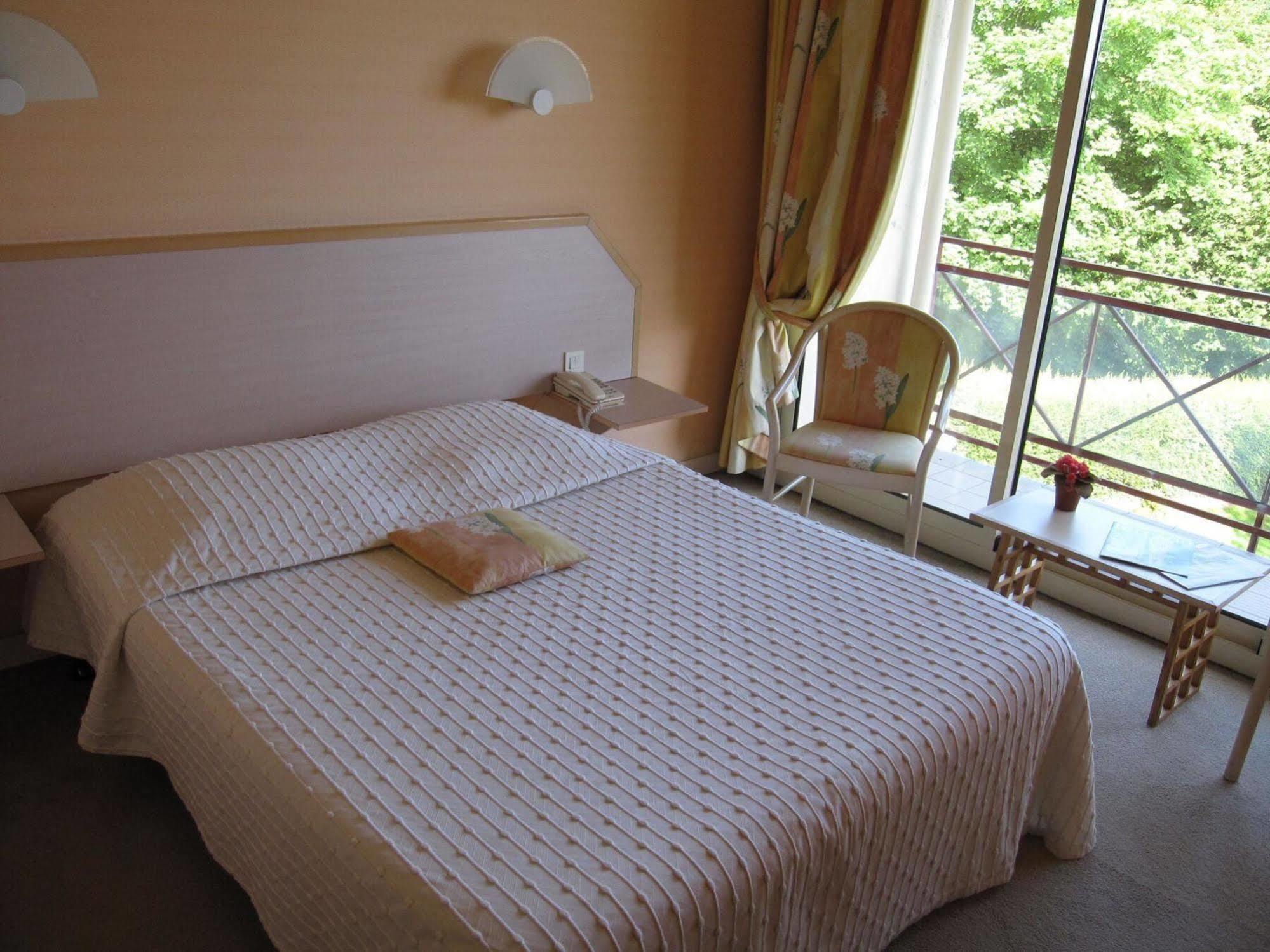 Auberge Saint Thegonnec מראה חיצוני תמונה